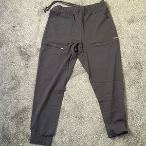 Cherokee jogger 7 pocket scrubs